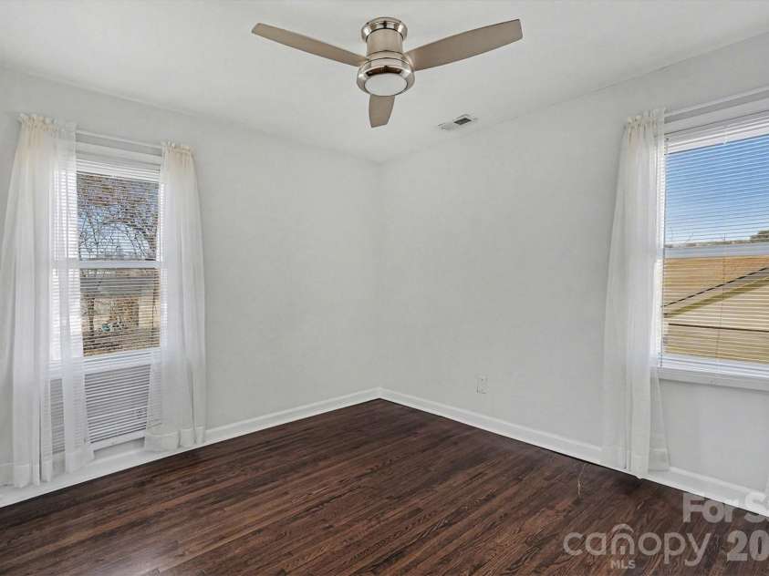 420 Colony Acres Drive, Charlotte, NC 28217.  MLS# CAR4335694, YatesRealty ID 2403. 