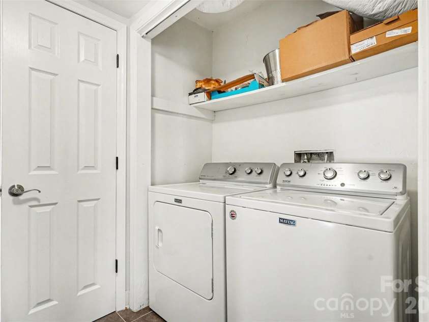 420 Colony Acres Drive, Charlotte, NC 28217.  MLS# CAR4335694, YatesRealty ID 2403. 