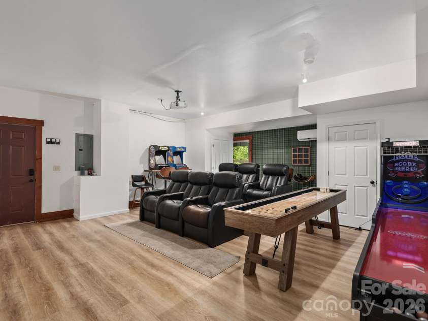 39 Great Aspen Way, Black Mountain, NC 28711.  MLS# CAR4383326, YatesRealty ID 24030. 