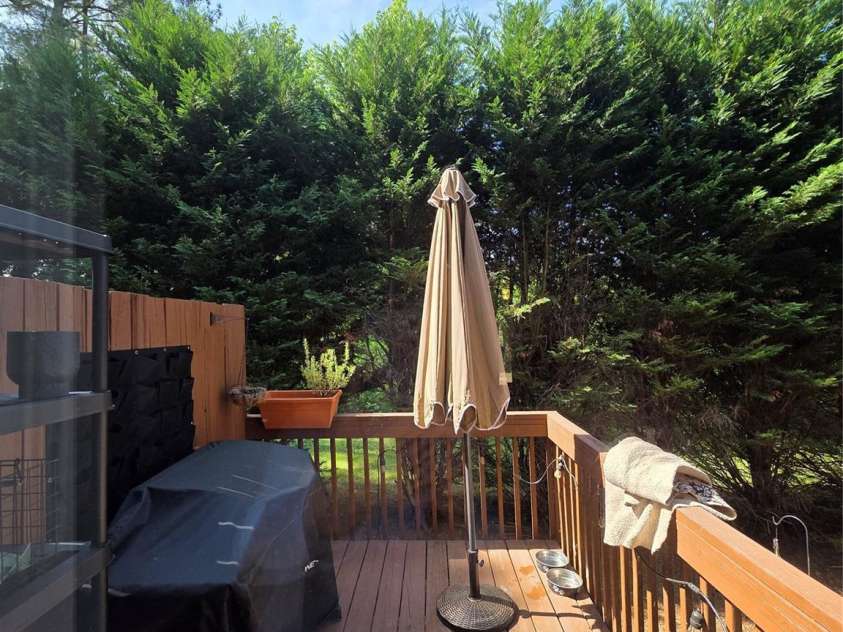 492 14th Avenue Drive, Hickory, NC 28601.  MLS# CAR4383493, YatesRealty ID 24031. 