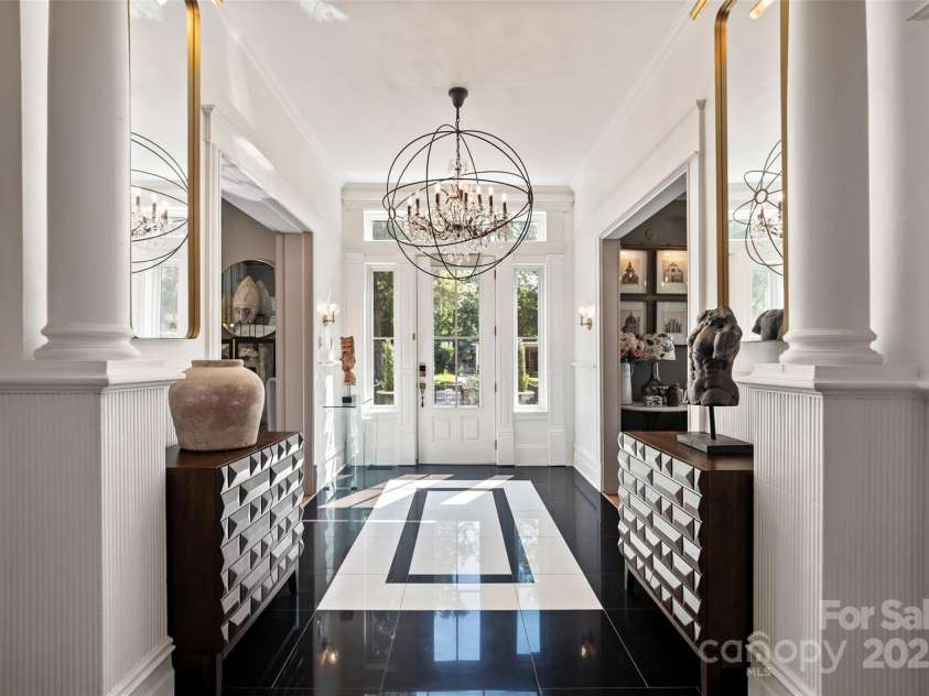 311 Oakland Avenue, Rock Hill, SC 29730.  MLS# CAR4276399, YatesRealty ID 24032. 