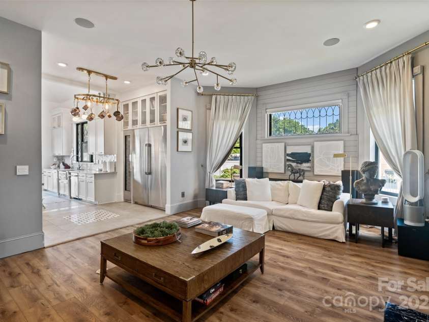 311 Oakland Avenue, Rock Hill, SC 29730.  MLS# CAR4276399, YatesRealty ID 24032. 