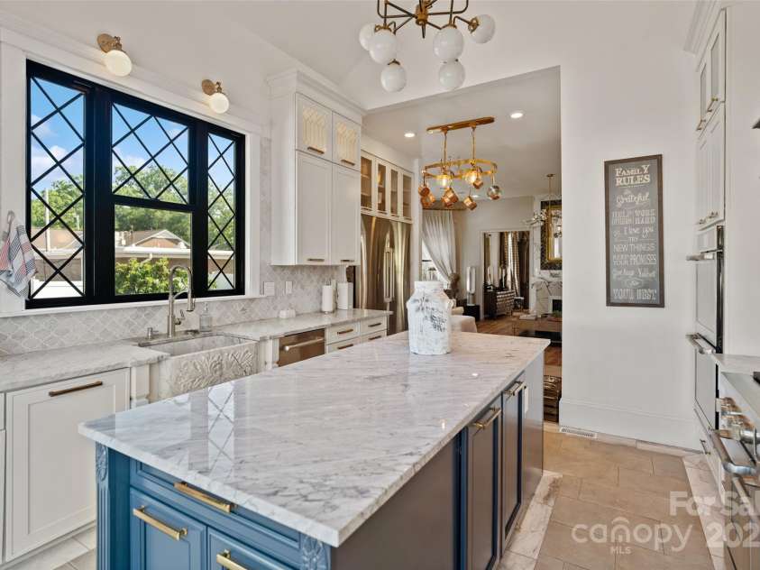 311 Oakland Avenue, Rock Hill, SC 29730.  MLS# CAR4276399, YatesRealty ID 24032. 