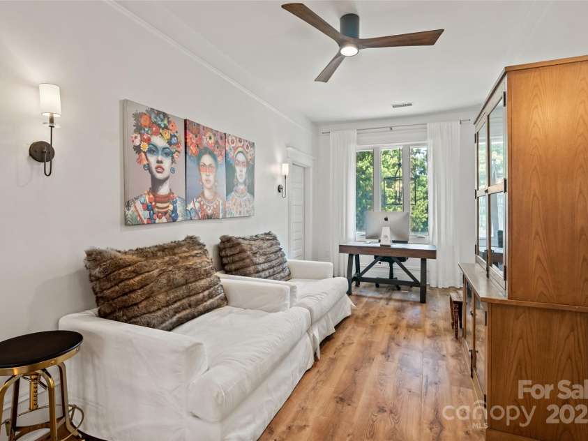 311 Oakland Avenue, Rock Hill, SC 29730.  MLS# CAR4276399, YatesRealty ID 24032. 