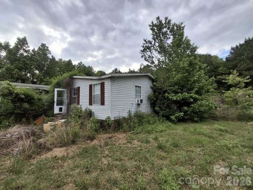 890 Snohan Road, Ayden, NC 28513.  MLS# CAR4391021, YatesRealty ID 24032. 