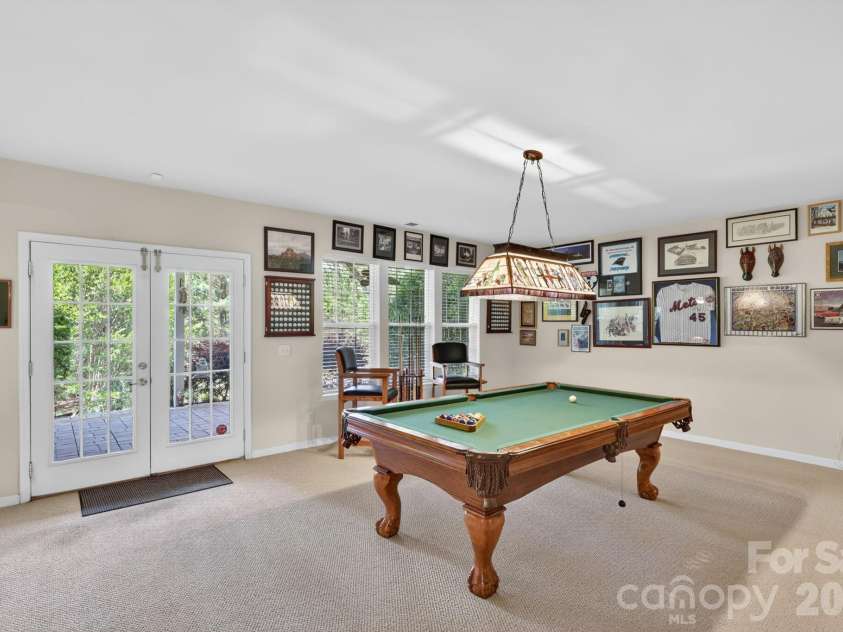 9242 Whistling Straits Drive, Fort Mill, SC 29707.  MLS# CAR4381475, YatesRealty ID 24033. 