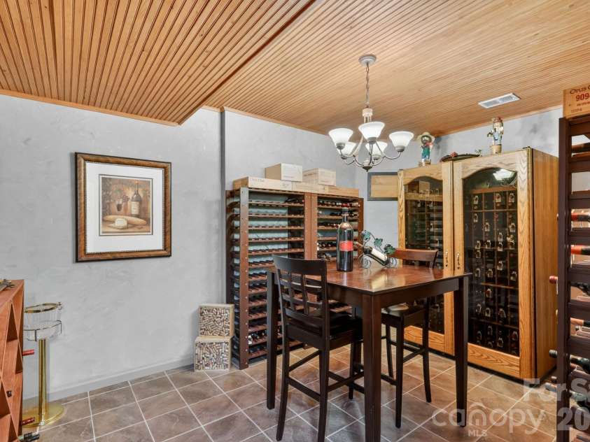 9242 Whistling Straits Drive, Fort Mill, SC 29707.  MLS# CAR4381475, YatesRealty ID 24033. 
