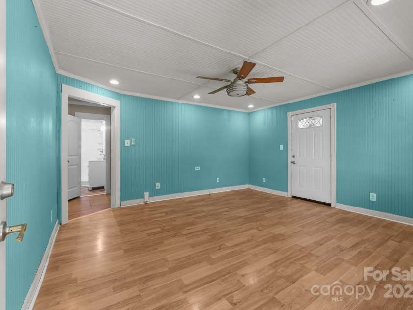 435 Stirewalt Road, China Grove, NC 28023.  MLS# CAR4273185, YatesRealty ID 24034. Living room