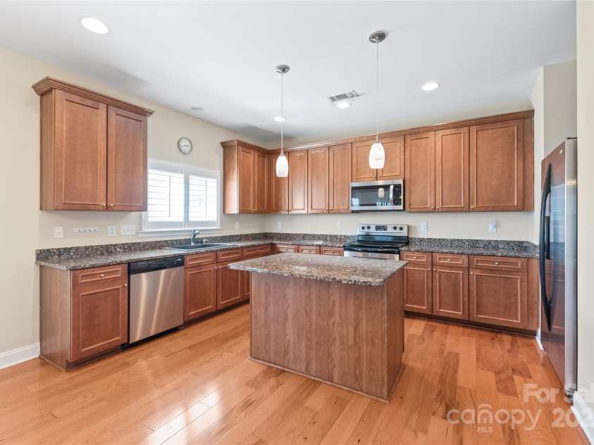 120 Waterlynn Club Drive, Mooresville, NC 28117.  MLS# CAR4273413, YatesRealty ID 24035. 