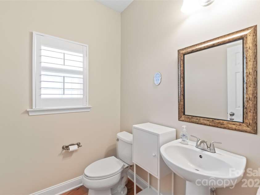 120 Waterlynn Club Drive, Mooresville, NC 28117.  MLS# CAR4273413, YatesRealty ID 24035. 
