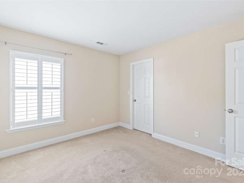 120 Waterlynn Club Drive, Mooresville, NC 28117.  MLS# CAR4273413, YatesRealty ID 24035. 