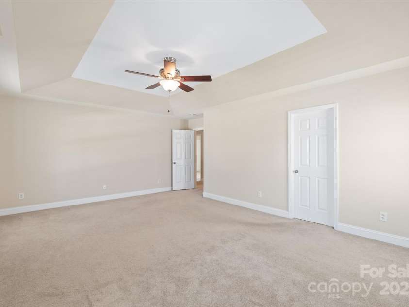 120 Waterlynn Club Drive, Mooresville, NC 28117.  MLS# CAR4273413, YatesRealty ID 24035. 