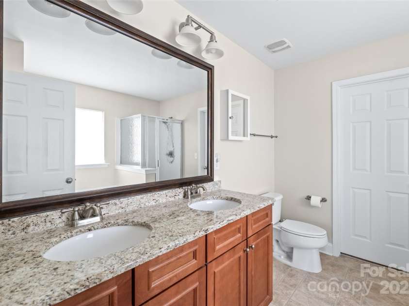 120 Waterlynn Club Drive, Mooresville, NC 28117.  MLS# CAR4273413, YatesRealty ID 24035. 
