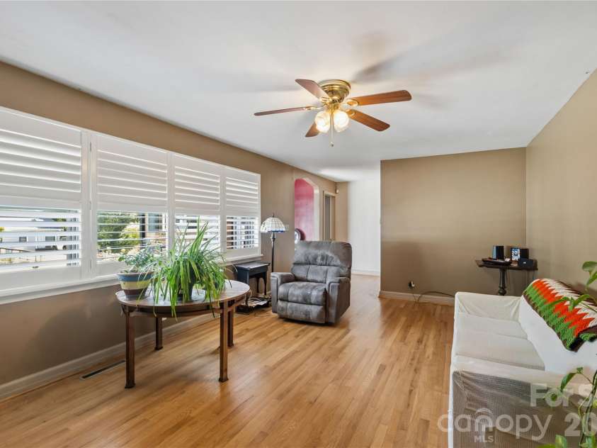 75 Hawthorne Drive, Brevard, NC 28712.  MLS# CAR4384254, YatesRealty ID 24035. Living Room