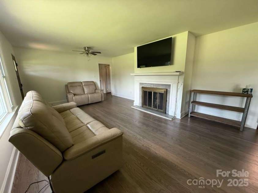 148 Barium Lane, Statesville, NC 28677.  MLS# CAR4275924, YatesRealty ID 24036. Living Room