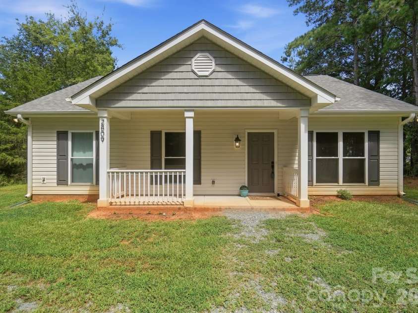2809 Shiloh Unity Road, Lancaster, SC 29720.  MLS# CAR4384470, YatesRealty ID 24036. 