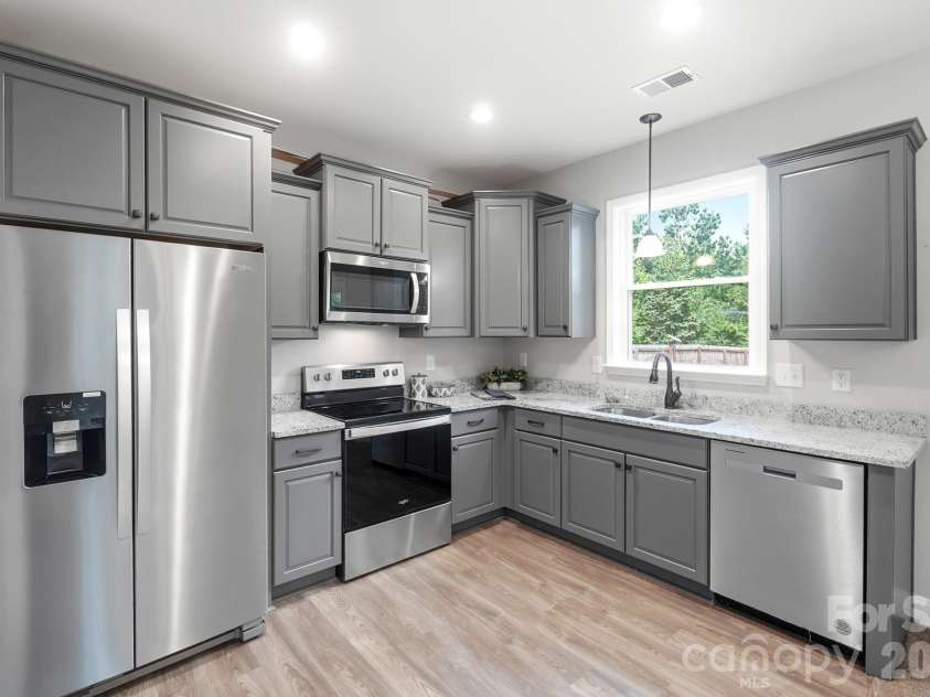 2809 Shiloh Unity Road, Lancaster, SC 29720.  MLS# CAR4384470, YatesRealty ID 24036. 