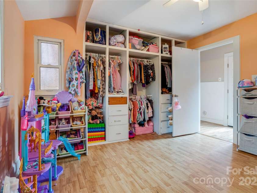 143 College Street, Stanley, NC 28164.  MLS# CAR4277276, YatesRealty ID 24039. 