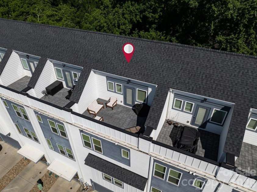 4136 Castleton Road, Charlotte, NC 28211.  MLS# CAR4381124, YatesRealty ID 24040. Aerial view of the townhome/terrace.