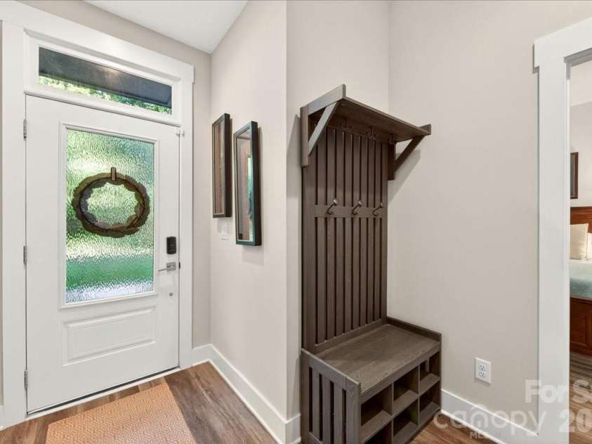 4136 Castleton Road, Charlotte, NC 28211.  MLS# CAR4381124, YatesRealty ID 24040. Front entry with built-in drop zone area.