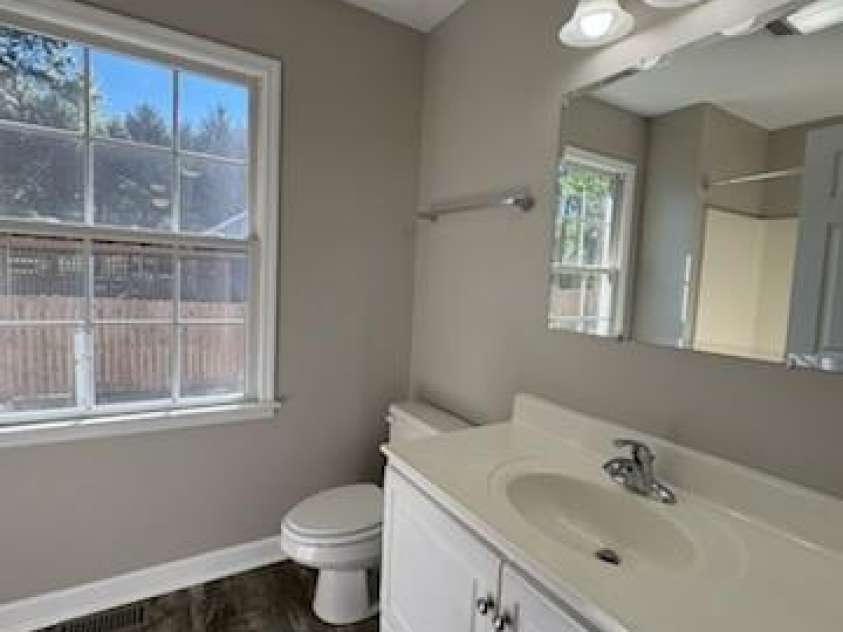 150 Ridge Run Drive, Statesville, NC 28625.  MLS# CAR4384012, YatesRealty ID 24041. 