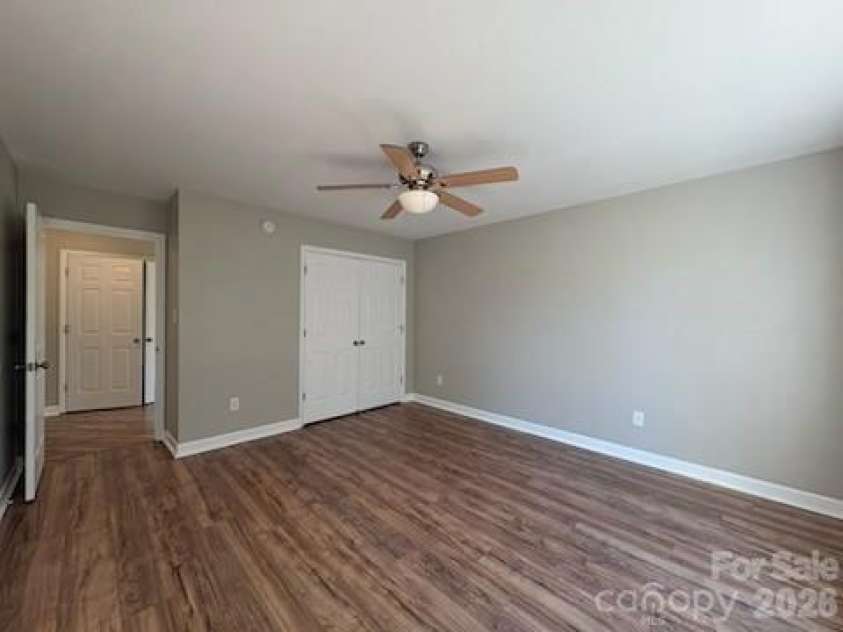 150 Ridge Run Drive, Statesville, NC 28625.  MLS# CAR4384012, YatesRealty ID 24041. 