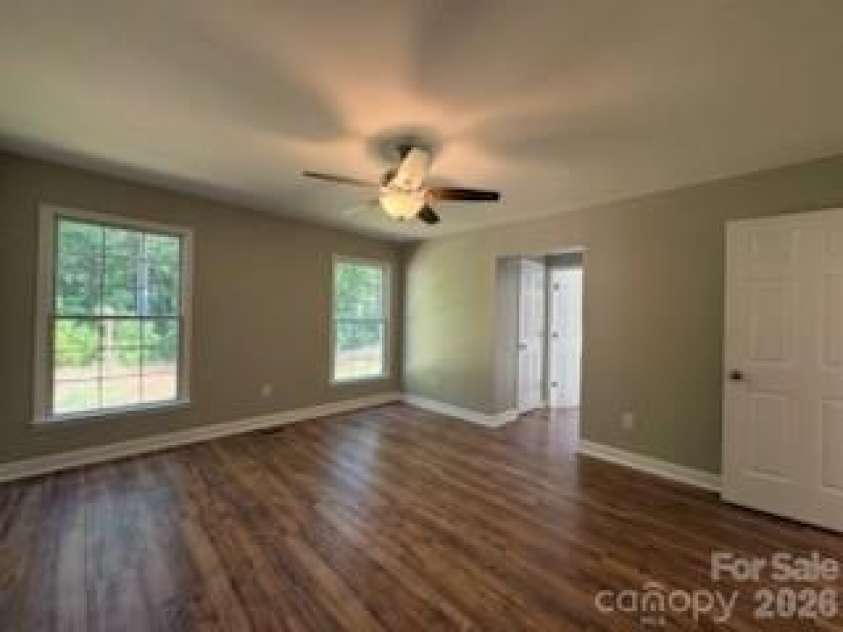 150 Ridge Run Drive, Statesville, NC 28625.  MLS# CAR4384012, YatesRealty ID 24041. 
