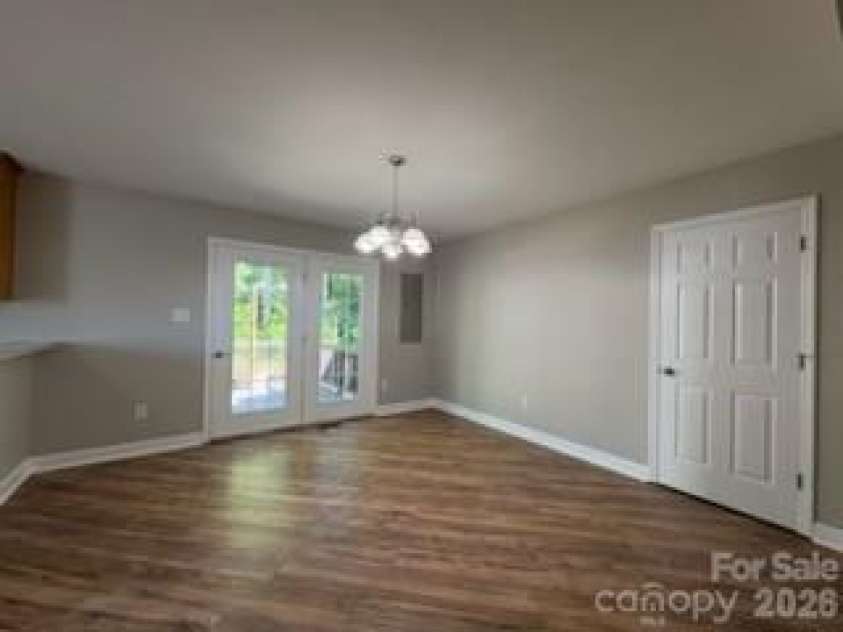 150 Ridge Run Drive, Statesville, NC 28625.  MLS# CAR4384012, YatesRealty ID 24041. 