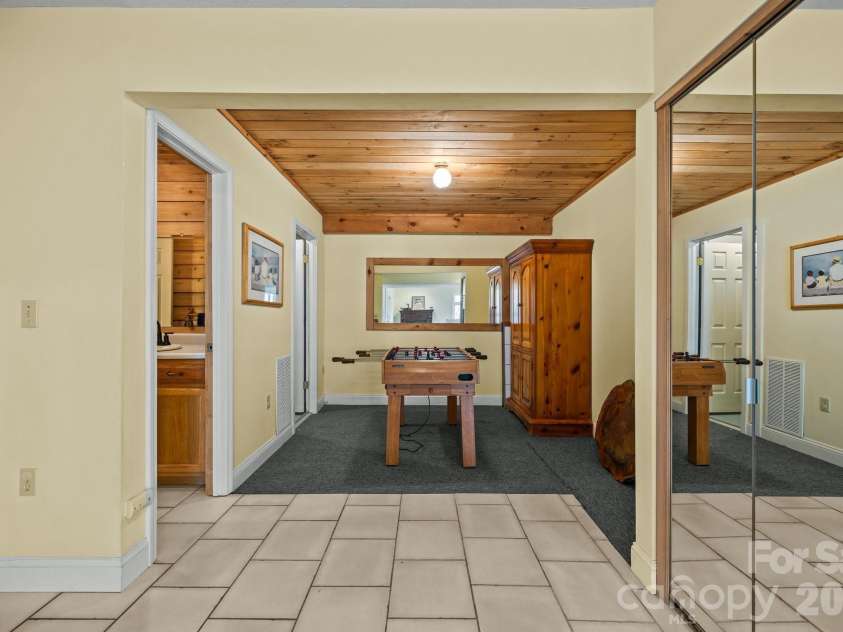 63 Chestnut Forest Road, Fairview, NC 28730.  MLS# CAR4379100, YatesRealty ID 24043. 