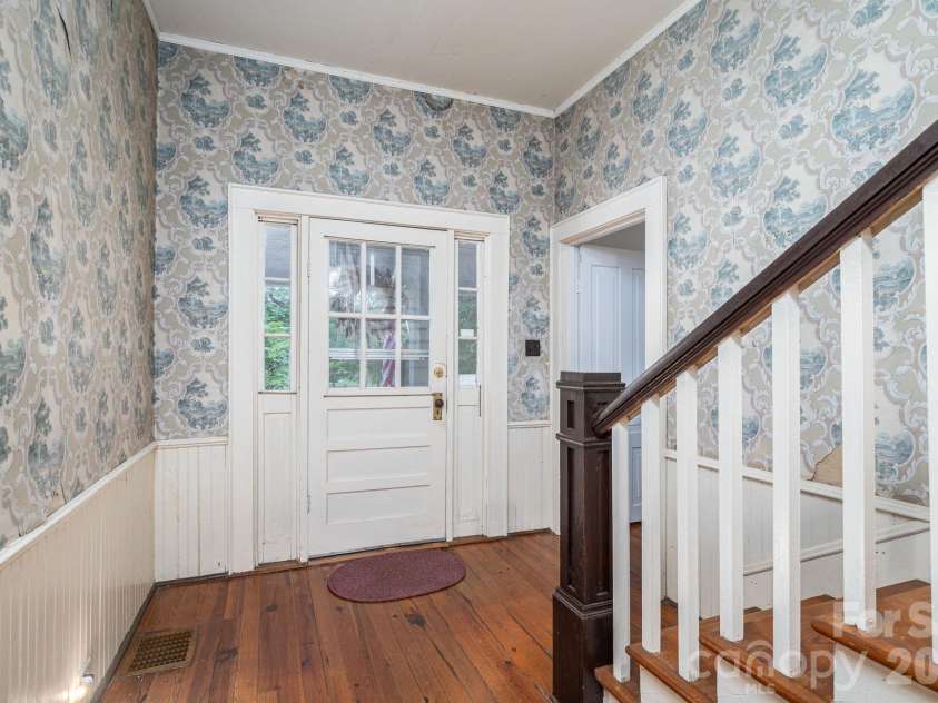 160 Patterson Road, Kings Mountain, NC 28086.  MLS# CAR4384620, YatesRealty ID 24044. 