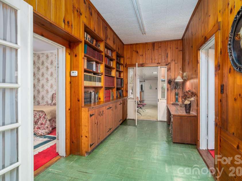 160 Patterson Road, Kings Mountain, NC 28086.  MLS# CAR4384620, YatesRealty ID 24044. 
