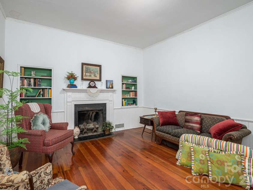 160 Patterson Road, Kings Mountain, NC 28086.  MLS# CAR4384620, YatesRealty ID 24044. 