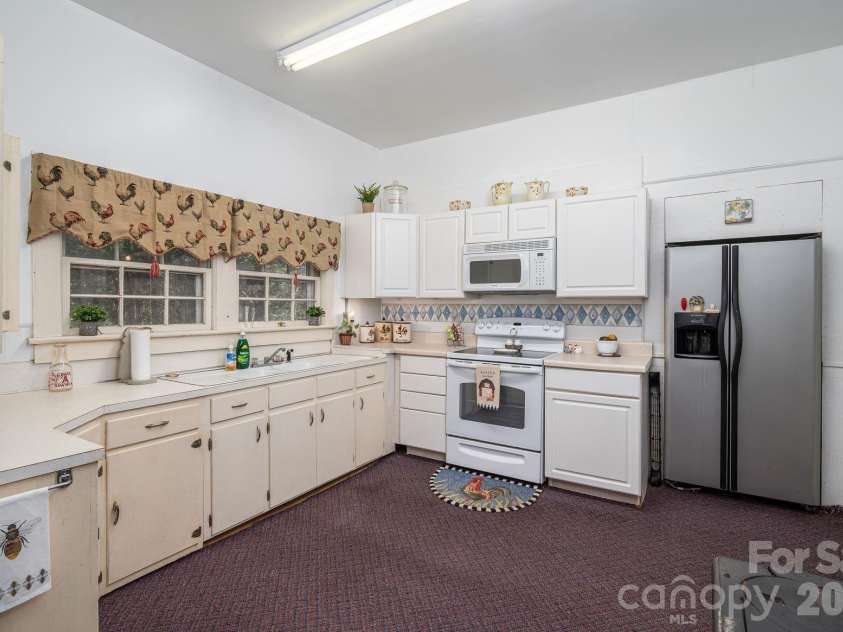 160 Patterson Road, Kings Mountain, NC 28086.  MLS# CAR4384620, YatesRealty ID 24044. 