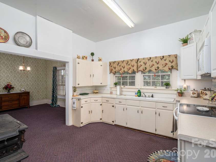 160 Patterson Road, Kings Mountain, NC 28086.  MLS# CAR4384620, YatesRealty ID 24044. 