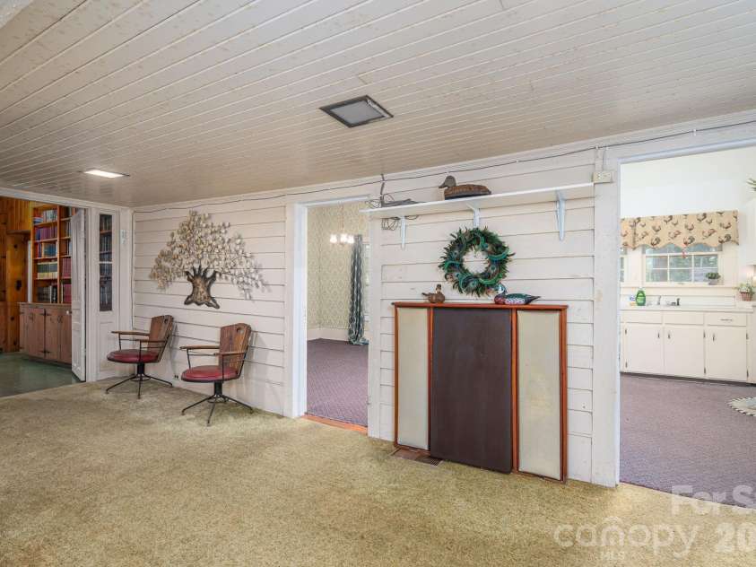 160 Patterson Road, Kings Mountain, NC 28086.  MLS# CAR4384620, YatesRealty ID 24044. 