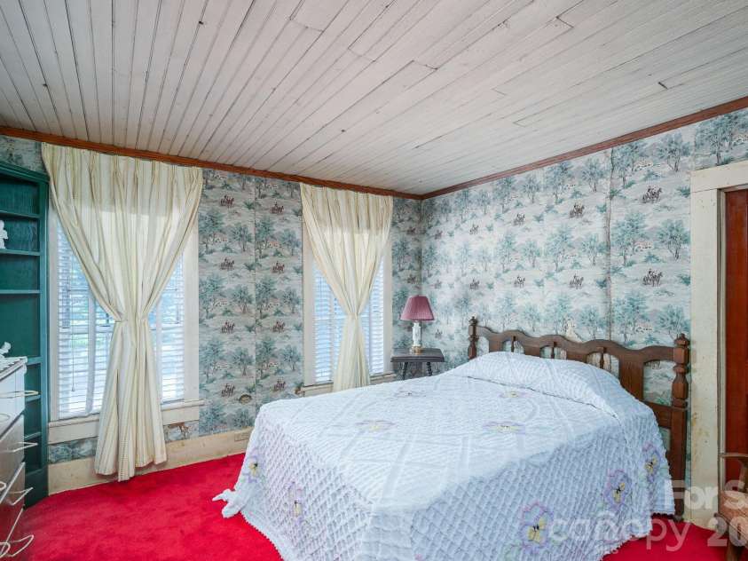 160 Patterson Road, Kings Mountain, NC 28086.  MLS# CAR4384620, YatesRealty ID 24044. 