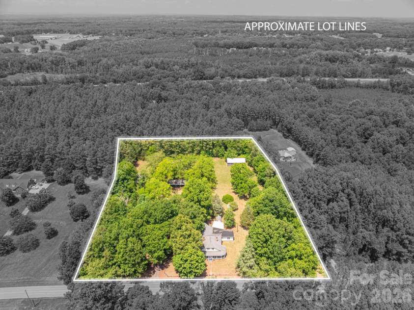 160 Patterson Road, Kings Mountain, NC 28086.  MLS# CAR4384620, YatesRealty ID 24044. 