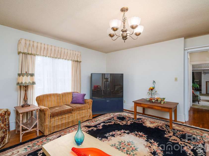 160 Patterson Road, Kings Mountain, NC 28086.  MLS# CAR4384620, YatesRealty ID 24044. 