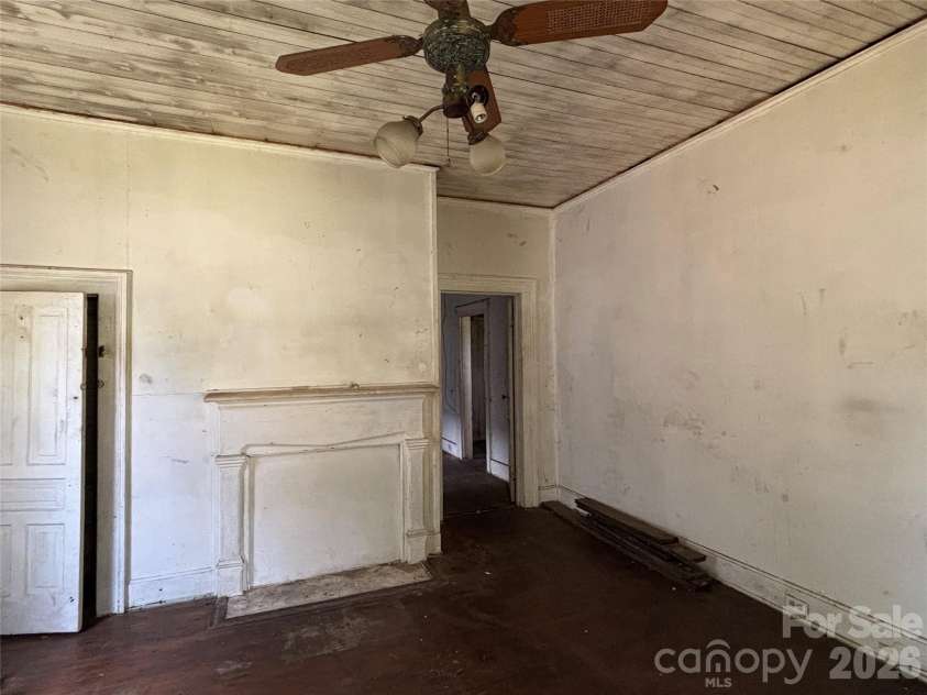 507 Park Avenue, Salisbury, NC 28144.  MLS# CAR4378022, YatesRealty ID 24045. 