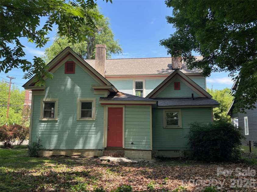 507 Park Avenue, Salisbury, NC 28144.  MLS# CAR4378022, YatesRealty ID 24045. 