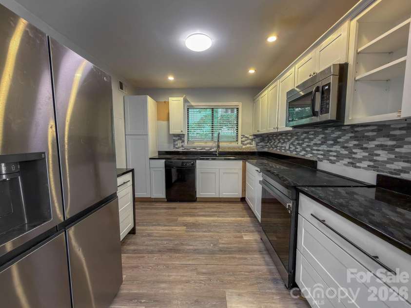 27069 Catamaran Drive, Tega Cay, SC 29708.  MLS# CAR4384594, YatesRealty ID 24048. 