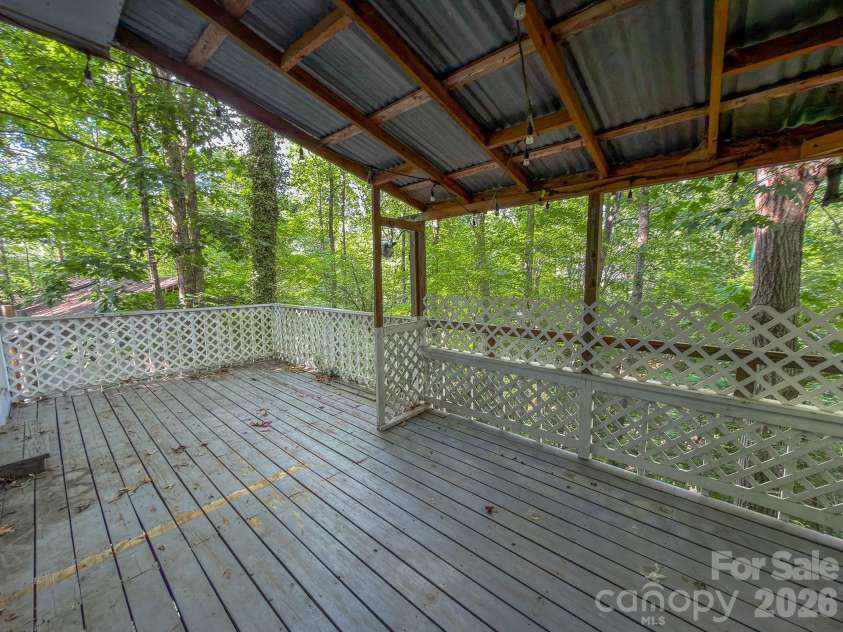 27069 Catamaran Drive, Tega Cay, SC 29708.  MLS# CAR4384594, YatesRealty ID 24048. 