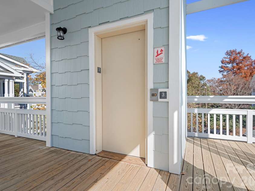 18816 Nautical Drive, Cornelius, NC 28031.  MLS# CAR4321844, YatesRealty ID 2405. Desirable Elevator in Building