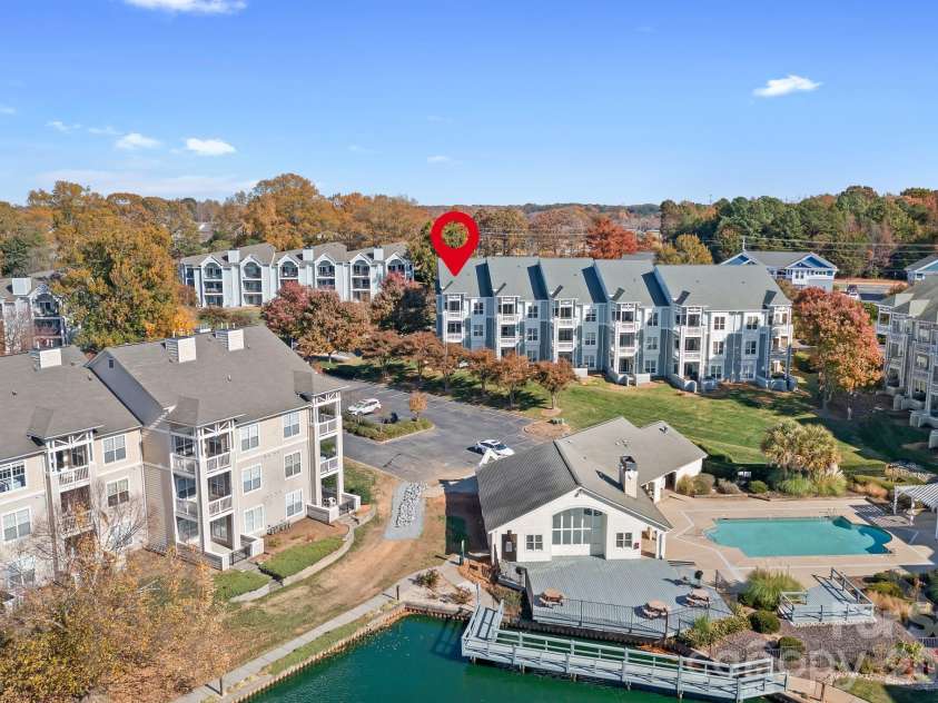 18816 Nautical Drive, Cornelius, NC 28031.  MLS# CAR4321844, YatesRealty ID 2405. This building has an Elevator!
