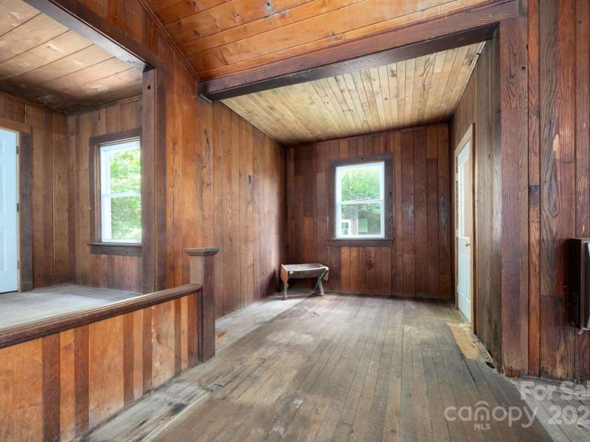 1712 Little Creek Road, Hot Springs, NC 28743.  MLS# CAR4275498, YatesRealty ID 24050. 