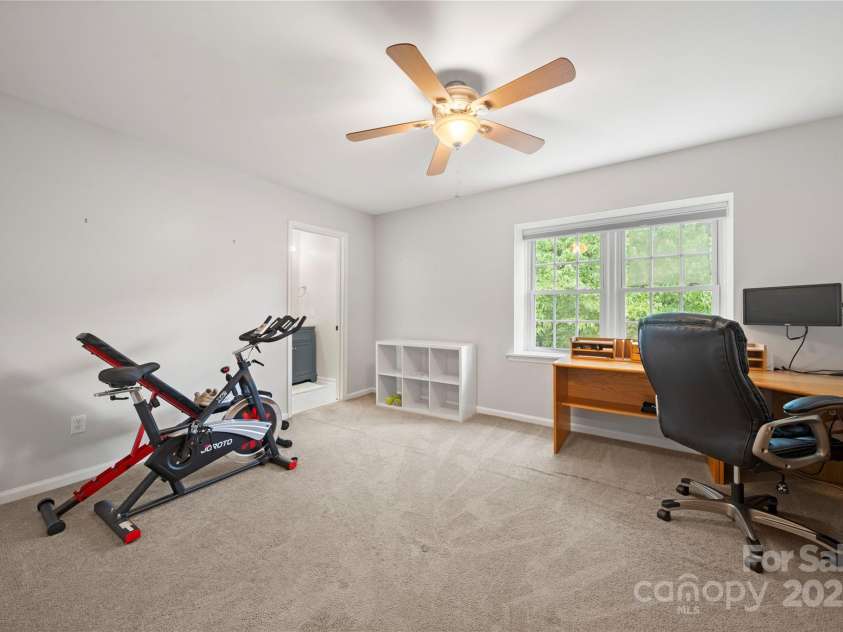 3500 Colony Road, Charlotte, NC 28211.  MLS# CAR4270973, YatesRealty ID 24051. 