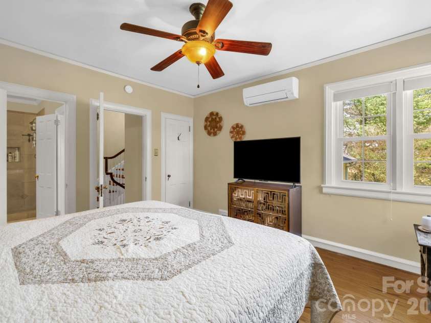651 Highland Drive, Eden, NC 27288.  MLS# CAR4384634, YatesRealty ID 24051. 