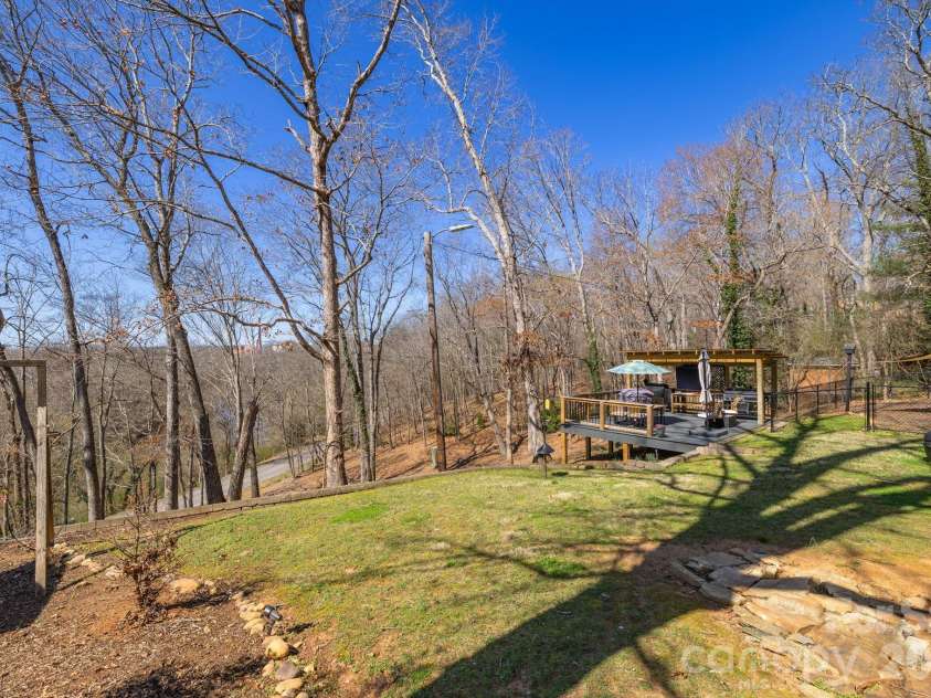 651 Highland Drive, Eden, NC 27288.  MLS# CAR4384634, YatesRealty ID 24051. 