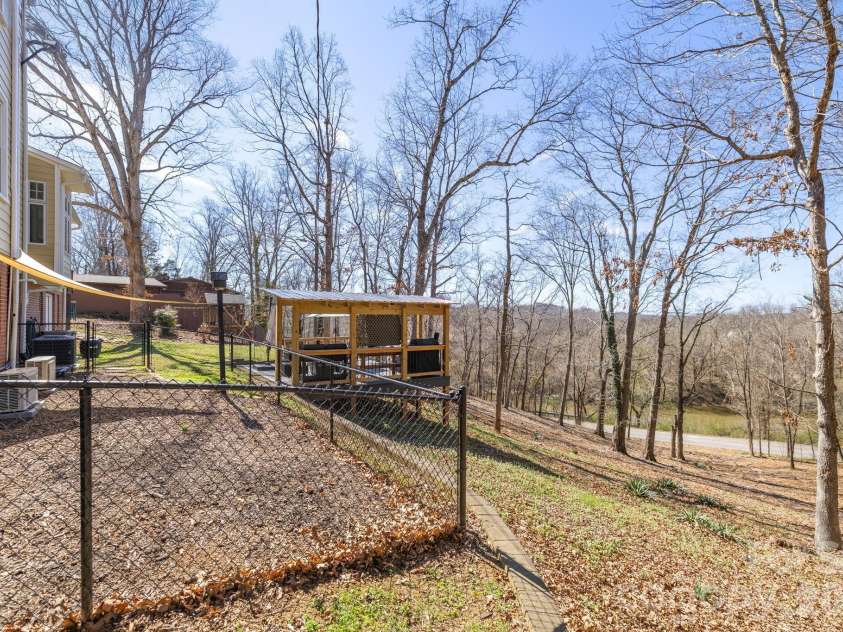 651 Highland Drive, Eden, NC 27288.  MLS# CAR4384634, YatesRealty ID 24051. 