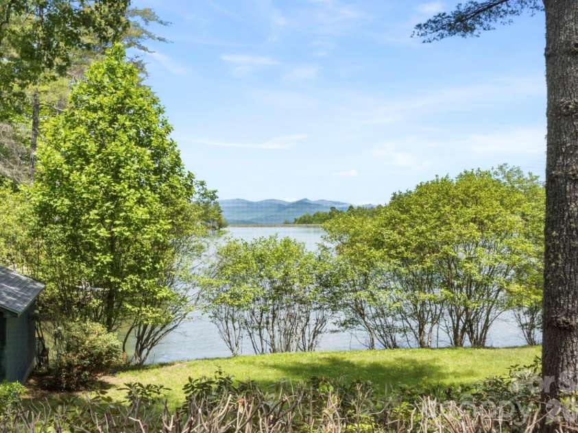 1592 Eagle Lake Drive, Brevard, NC 28712.  MLS# CAR4384665, YatesRealty ID 24052. 